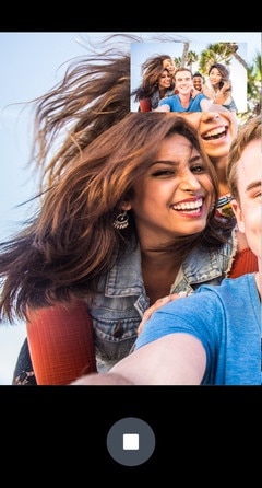 Screen showing a selfie panorama panning to the left.